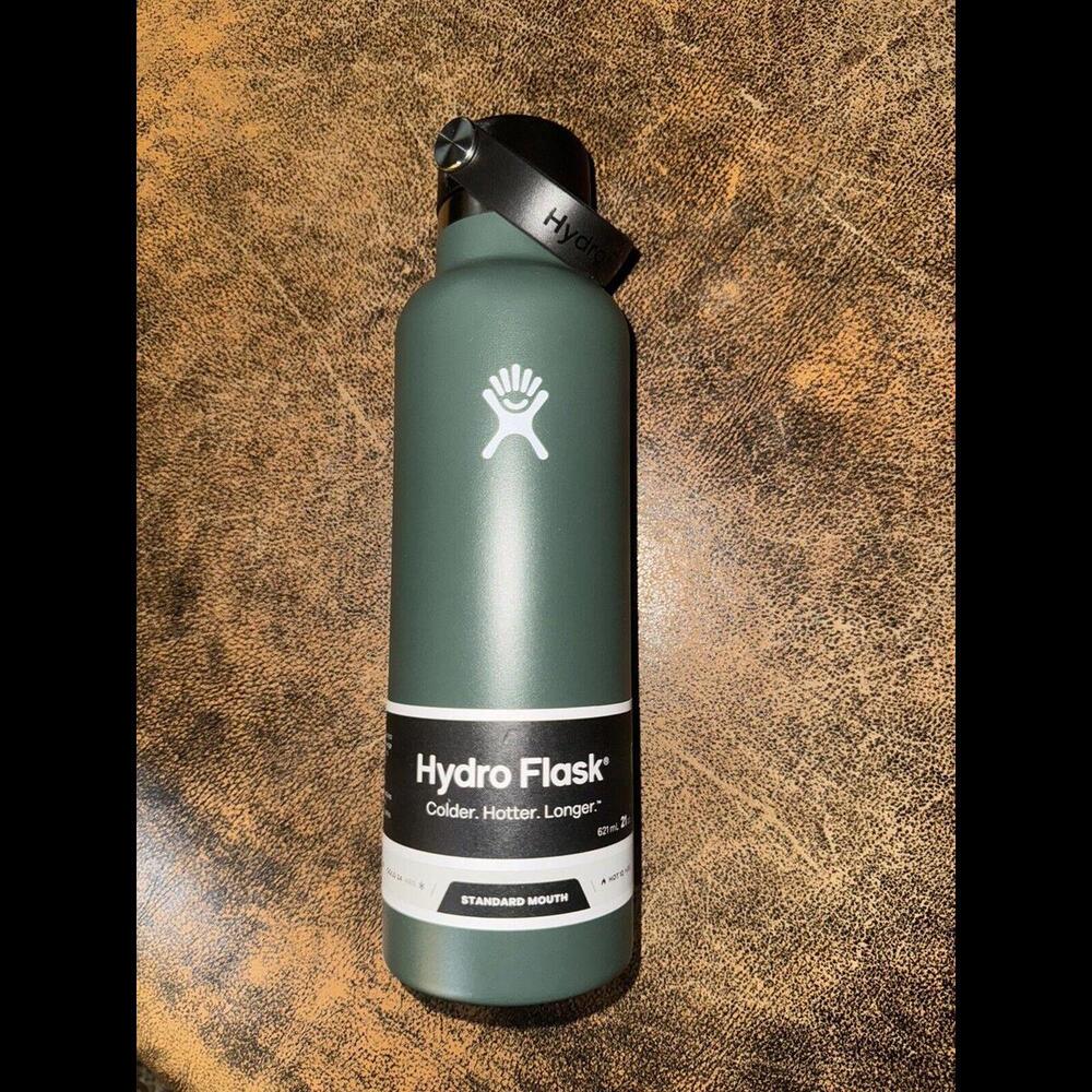 Hydro Flask Standard Mouth Water Bottle With Flex Cap 21 oz